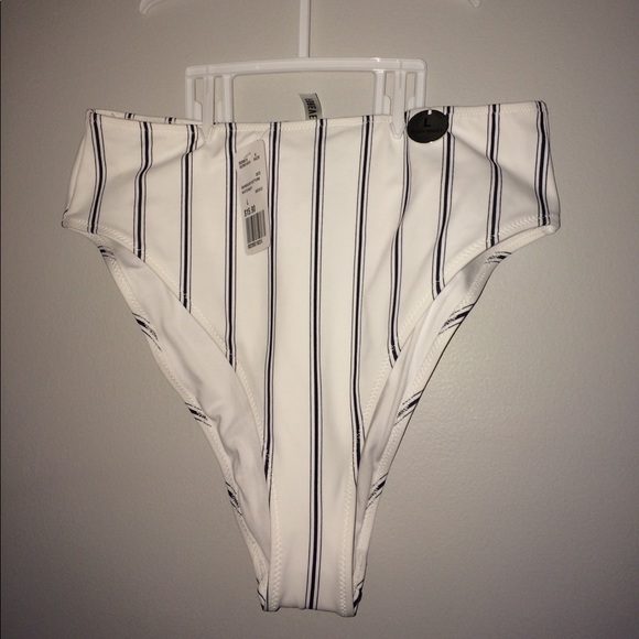 Bikini bottoms - Picture 1 of 2